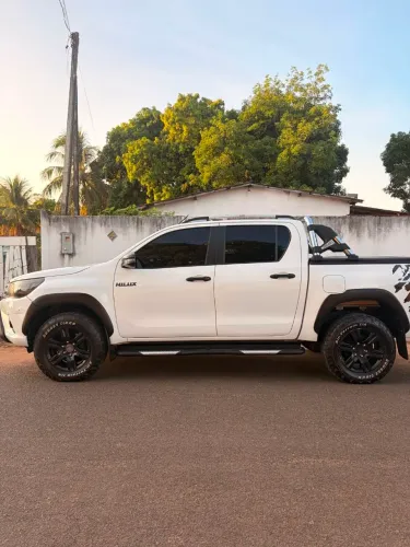 Toyota Hilux CD SR Chall. 4X4 2.8 TDI Dies Aut. 2018