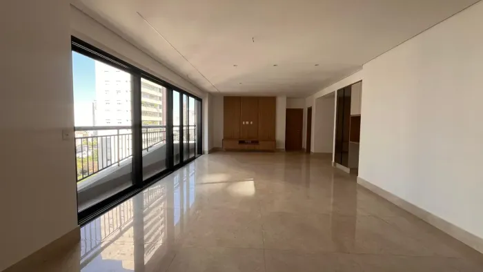 Apartamento para aluguel tem 218 metros quadrados com 4 quartos em Setor Marista - Goiânia
