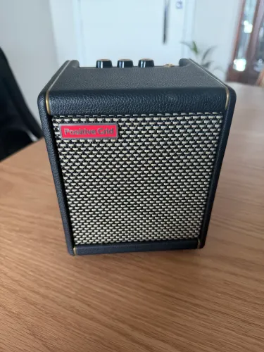 Amplificador de Guitarra Portátil Spark Mini
