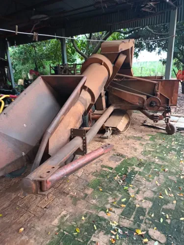 Colhedora de milho de 1 linha