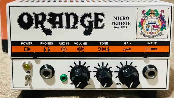 Amplificador de guitarra 