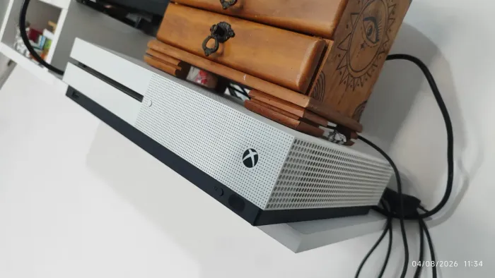 Vendo Xbox one s