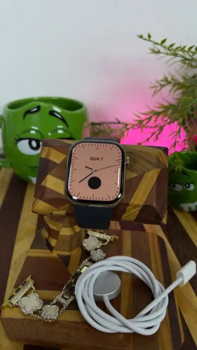 Apple Watch 10 46mm Titânio Dourado GPS + Celular (712)
