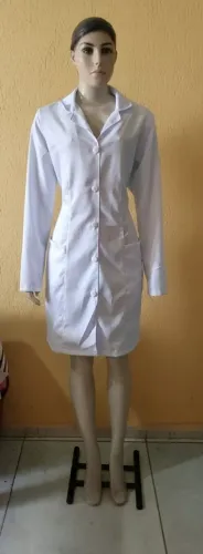 Jaleco em gabardini botao