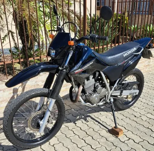 XR 250 Tornado 2008 - Moto de extremo cuidado