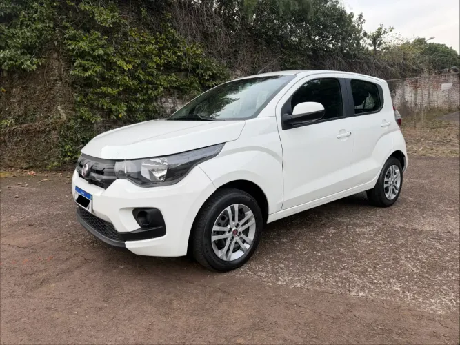 Fiat Mobi Easy ON 1.0 Fire Flex 5P. 2017