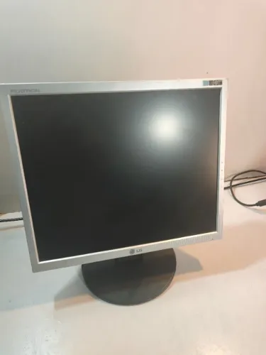  Monitor LG 17" Quadrado