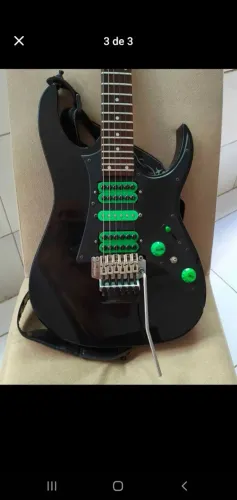 Guitarra Ibanez GRG e Pedaleira Boss ME 25