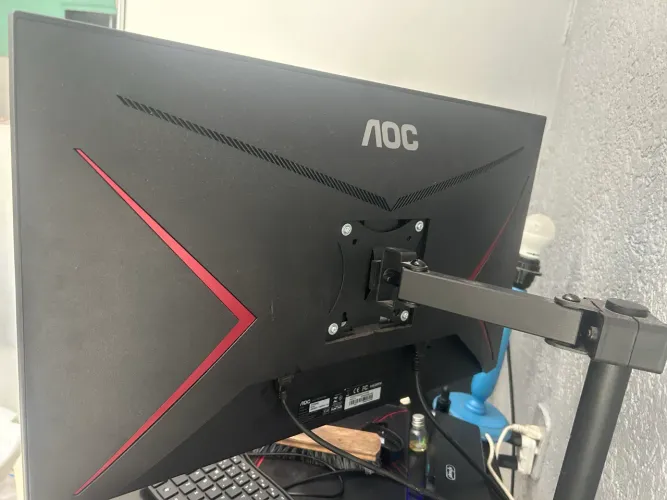 Monitor AOC 27? - 144 Hz Full HD