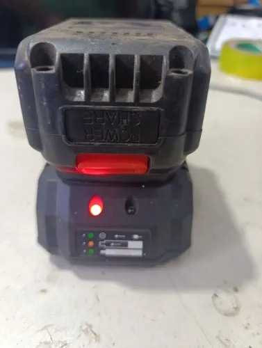 Parafusadeira de impacto