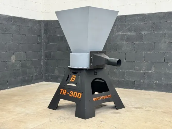 Triturador de espuma e isopor TR-300