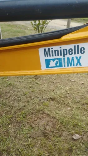 Vendo Mine cavadeira ano 2022