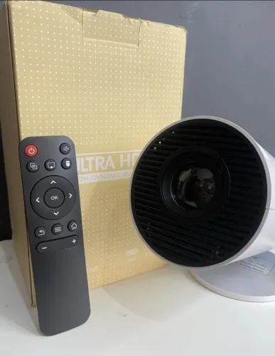 Mini Projetor HY300 Android WiFi 5G Bluetooth 180° - NOVO LACRADO
