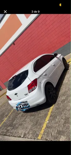 Chevrolet Onix Hatch LT 1.0 8V Flex Power Mec. 4P 2015