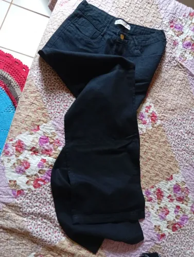 Calça boca de sino