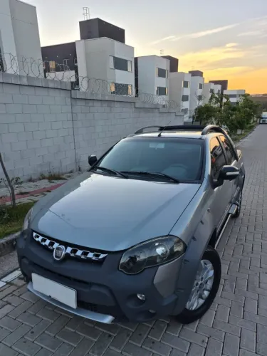 Fiat Strada Adventure1.8/ 1.8 Locker Flex CD 2013