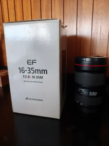 Objetiva Canon EF 16-35mm f/2.8L III USM - Nova na Caixa (Série L)