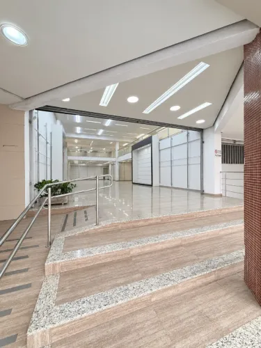 LOJA COMERCIAL PARA LOCAÇÃO EM RESENDE - CENTRO COMERCIAL