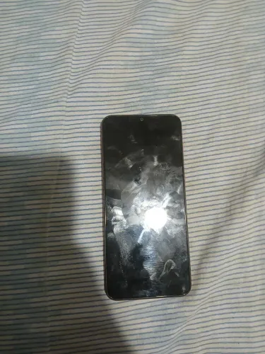 Celular Samsung A03 core, peças originais a penas defeito na bateria (bateria inchada)
