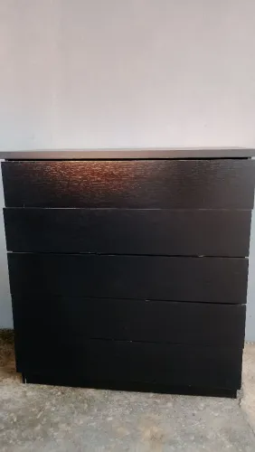 Vendo cômoda