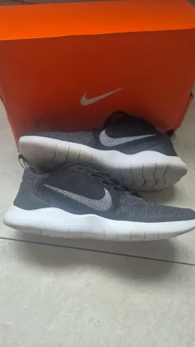 Tênis Nike Flex Experience 37