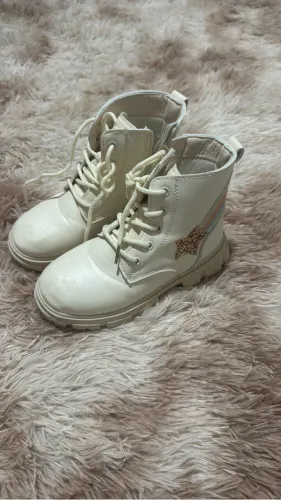 Bota infantil