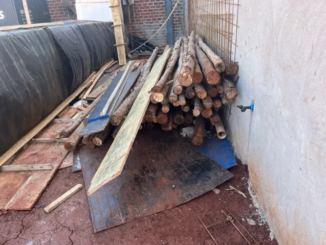 Vendo escoras para obra 