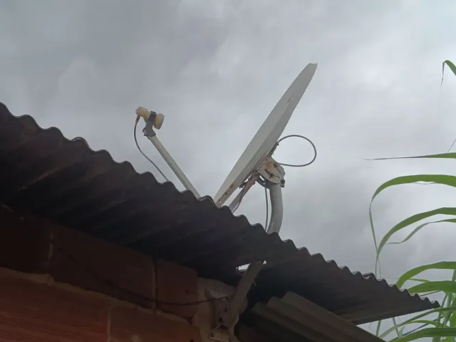 Vendo duas antenas