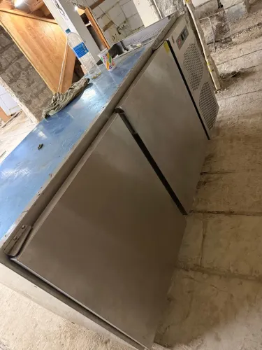 Balcão refrigerado Cozil duas portas