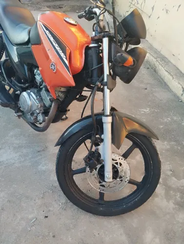 Moto para correria do dia a dia
