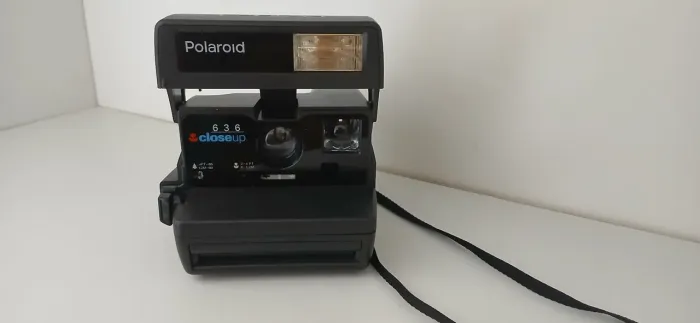 Polaroid 636 Close-Up