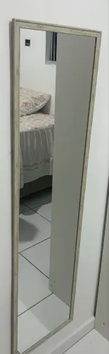 Vendo espelho bem conservado