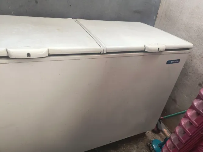 Freezer horizontal duas tampas 