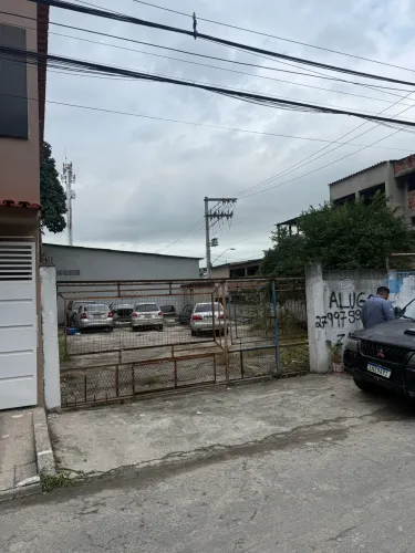 Alugo terreno central carapina