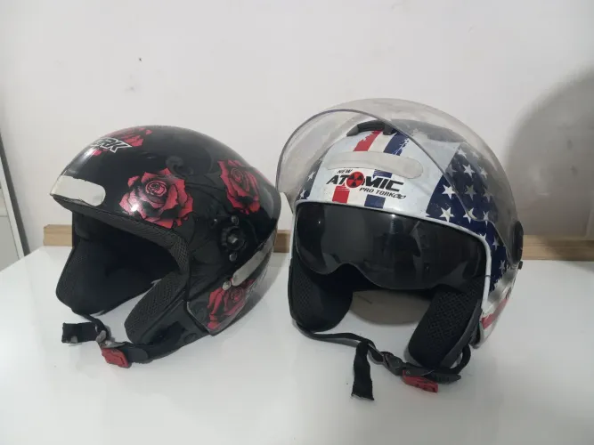Capacete + capa de chuva