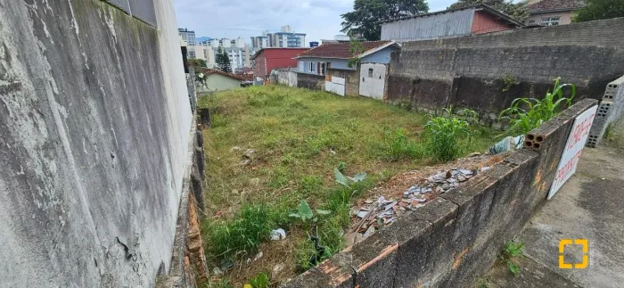 Terreno 310 m² com viabilidade construtiva - Estreito/Jardim Atlântico, Florianópolis/SC.