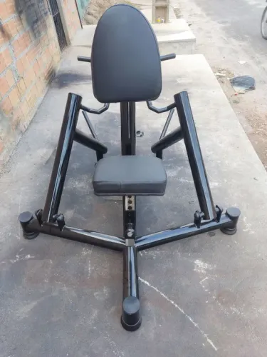 EQUIPAMENTOS DE MUSCULAÇÃO
