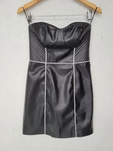 Vestido material sintético 