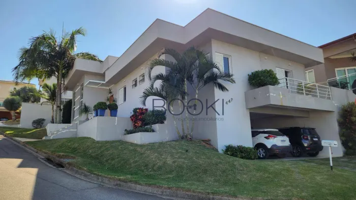 Condomínio Itatiba Country - Casa em Condominio Fechado - 260 m²
