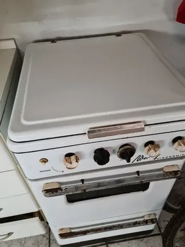 Fogão Antigo Wallig Anos 60', com forno e gratinador