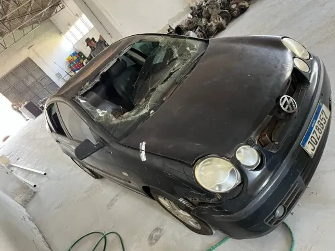 Vw Polo Sedan 2006 Sucata para retirada de peças