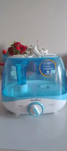 Vendo umidificador em perfeito estado de conservação.