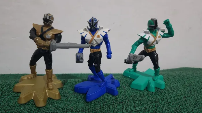 Bonecos Power Rangers Super Samurais - Coleção Mc Donalds 2013