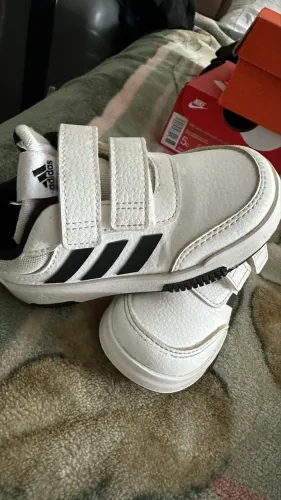 Tenis infantil adidas 22