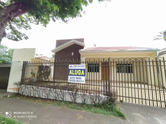 Casa 06 dormitórios - Jardim Tabaete