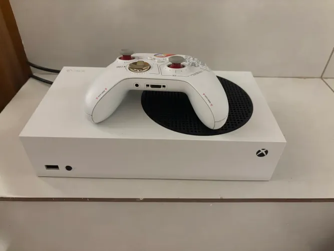 Xbox Séries S - Impecável