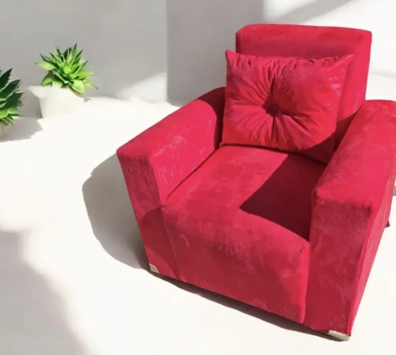 Poltrona decorativa cores a escolher
