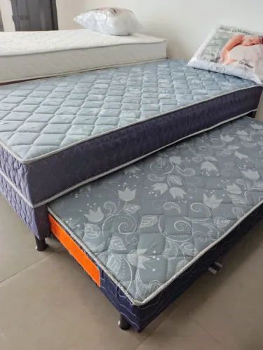 Cama unibox com cama auxiliar disponível à pronta-entrega 