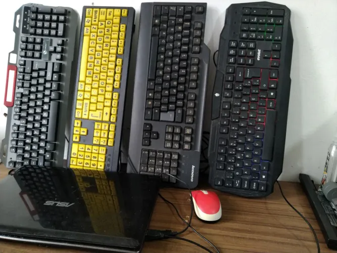 4 Teclados computador USB 