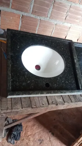 Pia de banheiro 50x42 